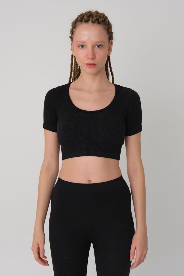 Siyah Kısa Kollu Seamless Crop Bluz